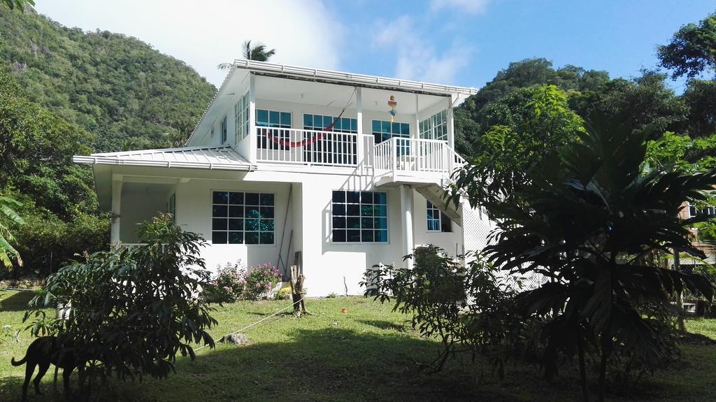 Posada Mango Tree South West Bay Esterno foto